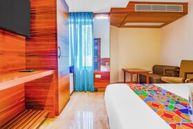 Kings Crown by FabHotels