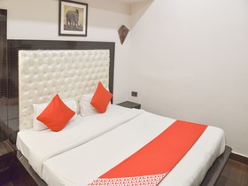 Krishna Guest House