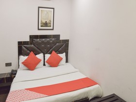 Krishna Guest House