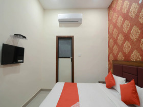 OYO 13641 Elgin Terrace