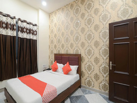 OYO 13641 Elgin Terrace