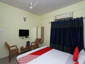 OYO 15450 City Point New Town