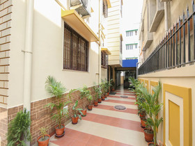 OYO 1760 Salt Lake Sector 1