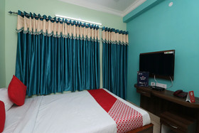 OYO 22042 Executive Guest House