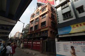 OYO 26143 Hotel Abedin