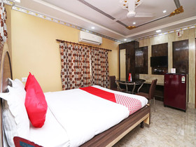OYO 4954 Hotel Wild Orchid