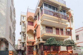 OYO 71148 Meera Guest House