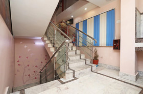 OYO 7741 Hotel Hamza International