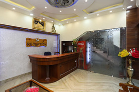 OYO 7741 Hotel Hamza International