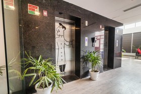 OYO Townhouse 120 The Axis