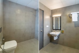 OYO Townhouse 120 The Axis