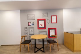 OYO Townhouse 120 The Axis