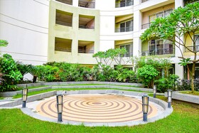 Townhouse Oak Indeedcare Hotel & Resorts
