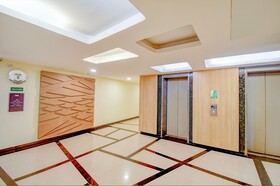 Townhouse Oak Indeedcare Hotel & Resorts