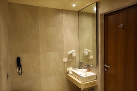 Regenta, Orkos, Kolkata