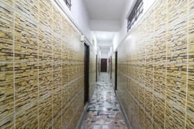 Silver Woods by OYO Rooms