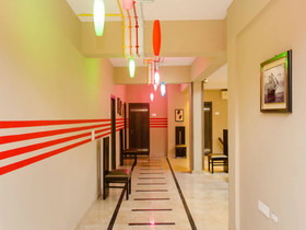Urban Guest House by OYO Rooms