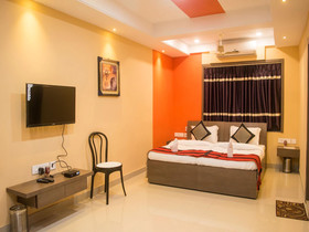 Urban Guest House by OYO Rooms