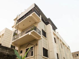 Urban Guest House by OYO Rooms