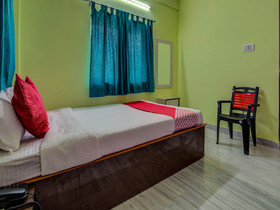 VIP Palace By OYO Rooms