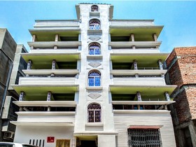 VIP Palace By OYO Rooms