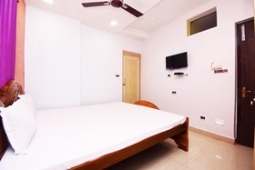 Loknath Tower by OYO Rooms