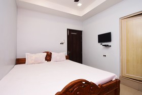 Loknath Tower by OYO Rooms