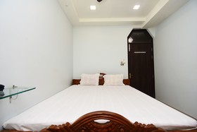 Loknath Tower by OYO Rooms