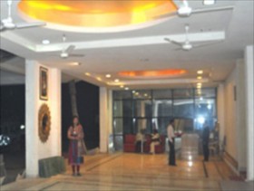 Hotel Kings Crown Resort at Mandarmani