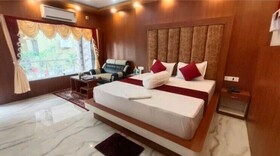 Saikat Saranya Mandarmani