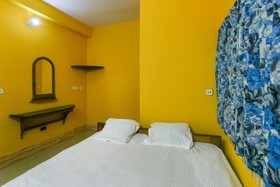 Supriya Guest House by OYO Rooms