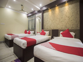 Classic Lodge By OYO Rooms