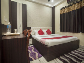 Classic Lodge By OYO Rooms