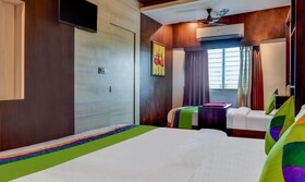 Gupta's Hotel by Treebo