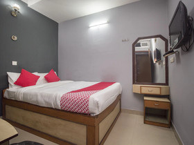 Hotel Golden Moments