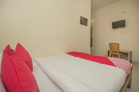 Hotel Kshounish Residency By OYO Rooms