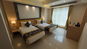 Hotel Surya Grand