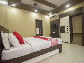 Sudhriti Hotel By OYO Rooms