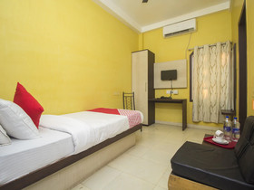 Sudhriti Hotel By OYO Rooms