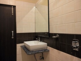 Hotel Binapani Deluxe 1