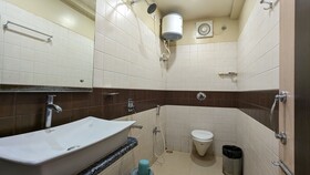 Hotel Binapani Deluxe 1