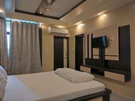 Hotel Binapani Deluxe 1