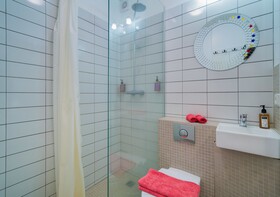 North Aurora Guesthouse