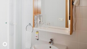 Centerhotel Skjaldbreid