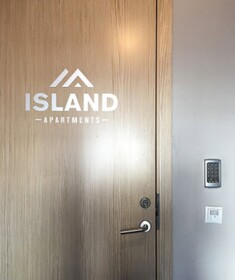 Island apartments