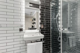 ODDSSON Downtown Hotel
