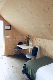 iStay Cottages
