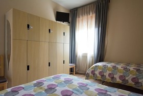 Snowake House