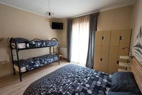 Snowake House