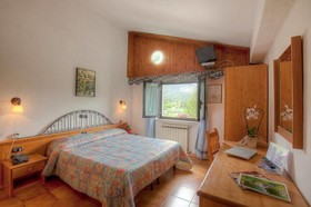 Hotel Iris
